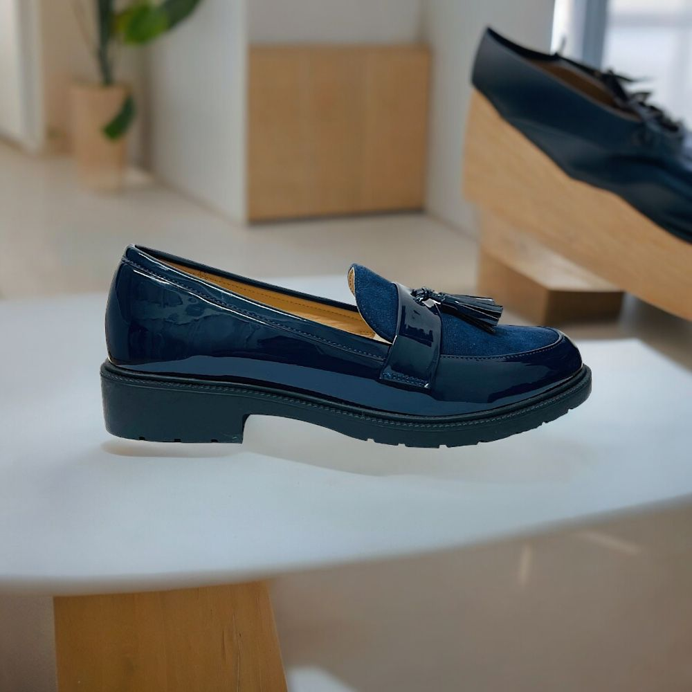 Women Flats