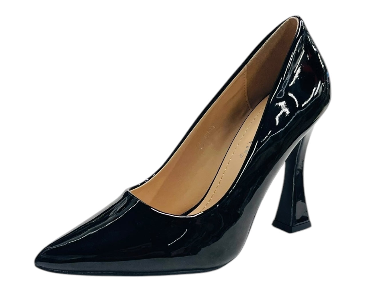 Pointed Toe Faux Patent Court Shoes