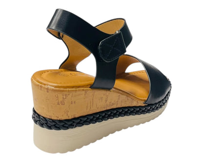 Lightweight Padded Insole Wedge Sandals