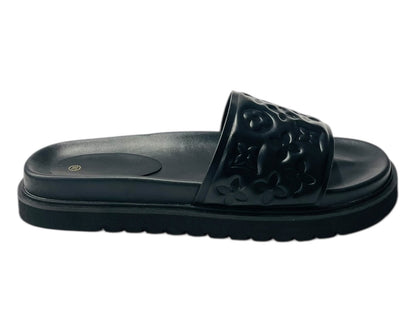 Embossed Front Strap Flat Sliders