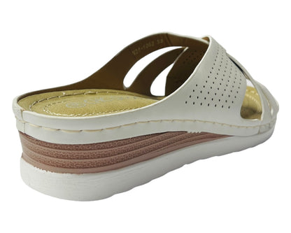 Lightweight Cushioned Mules Slider